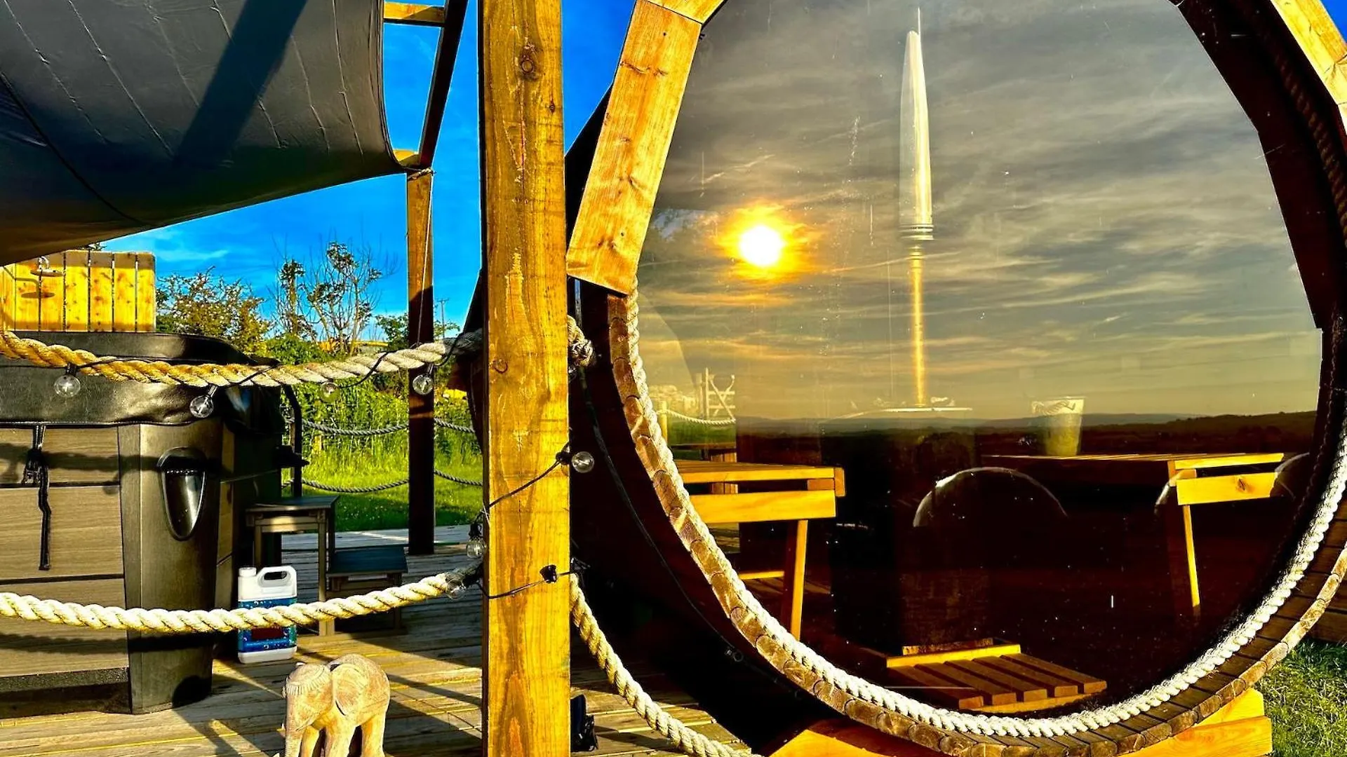 Campismo de Luxo Deerstone Glamping -Malham Cove Dome Hotel Earby Reino Unido